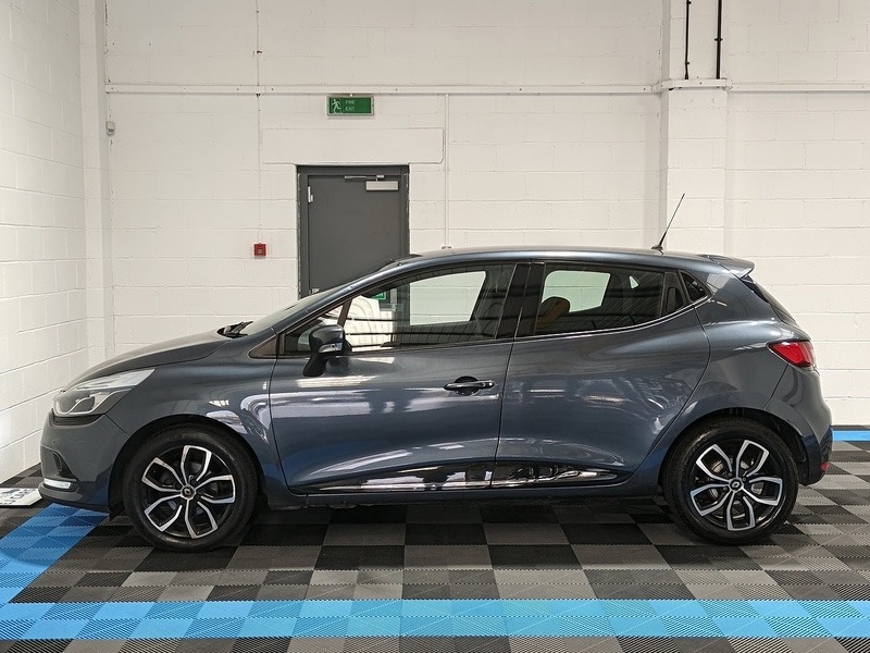 Used Renault Clio for sale - 76439450: Photo 4