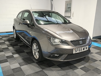 2015 - Toca 3-Door