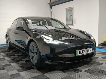 2021 - Standard Range Plus 4-Door