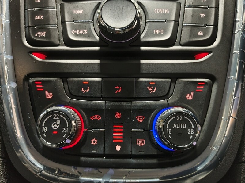 Used Vauxhall Mokka 2013 for sale - 77465319: Photo 30