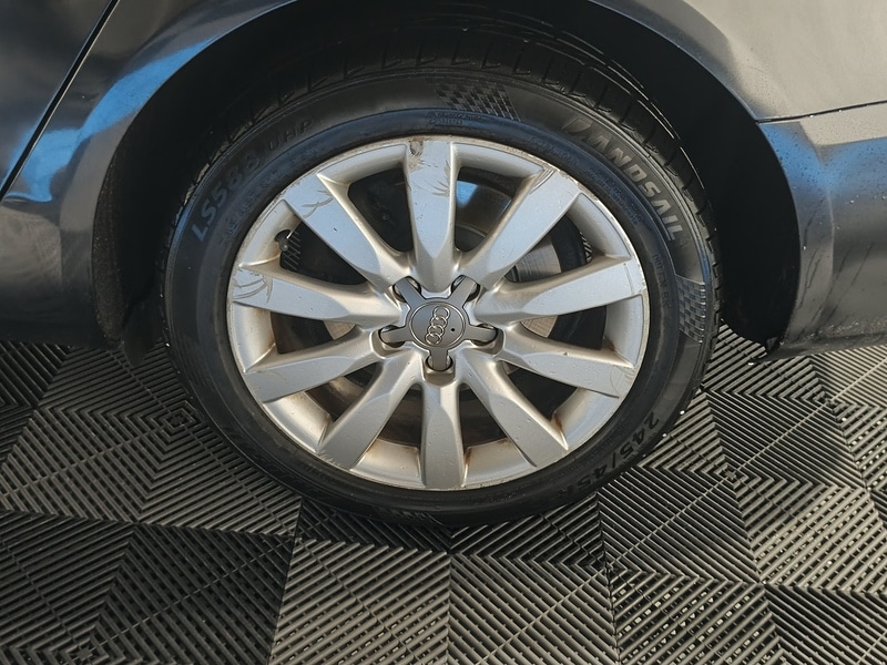 Used Audi A4 2011 for sale - 76496987: Photo 11