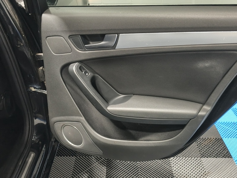 Used Audi A4 2011 for sale - 76496987: Photo 18