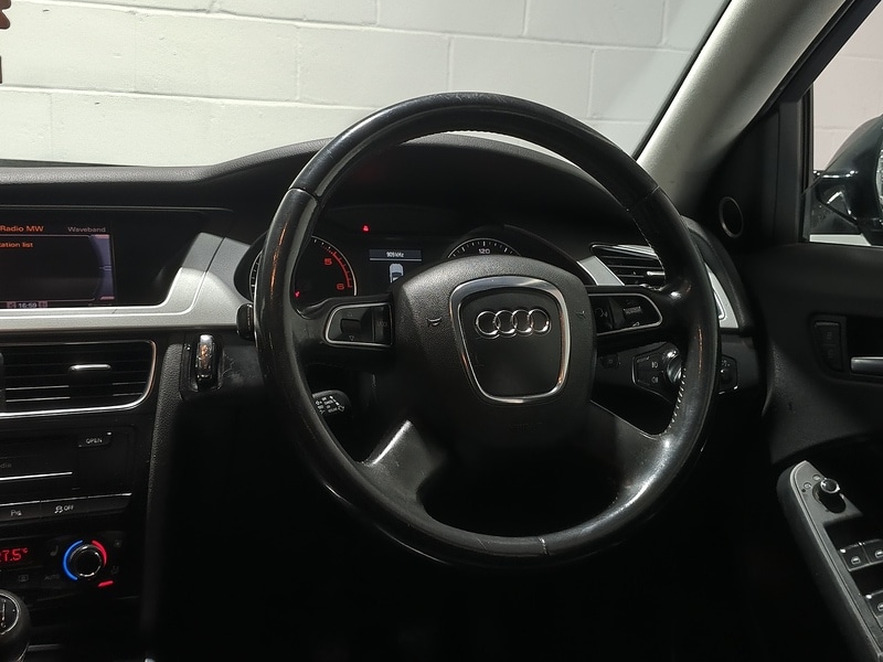 Used Audi A4 2011 for sale - 76496987: Photo 25