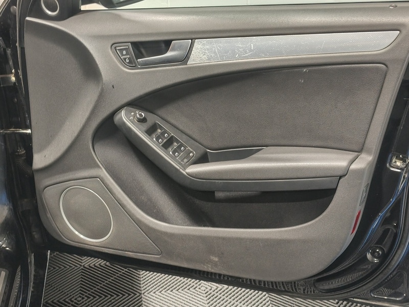 Used Audi A4 2011 for sale - 76496987: Photo 27