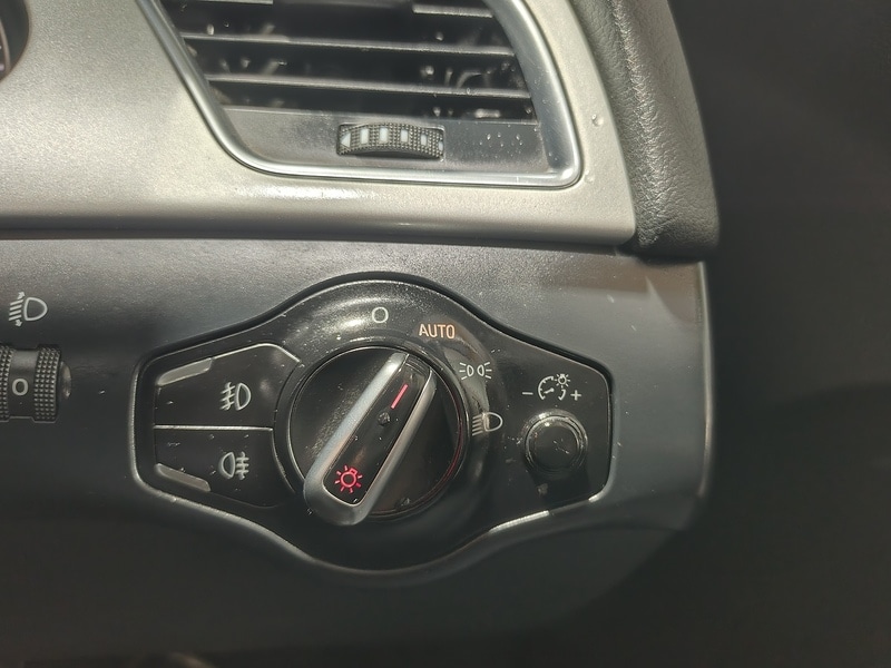 Used Audi A4 2011 for sale - 76496987: Photo 32