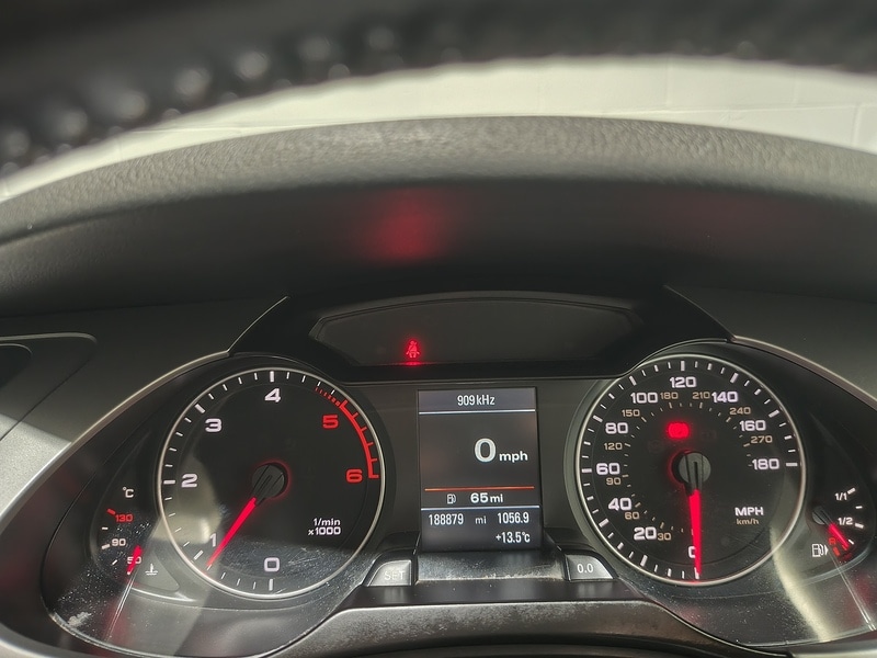 Used Audi A4 2011 for sale - 76496987: Photo 33