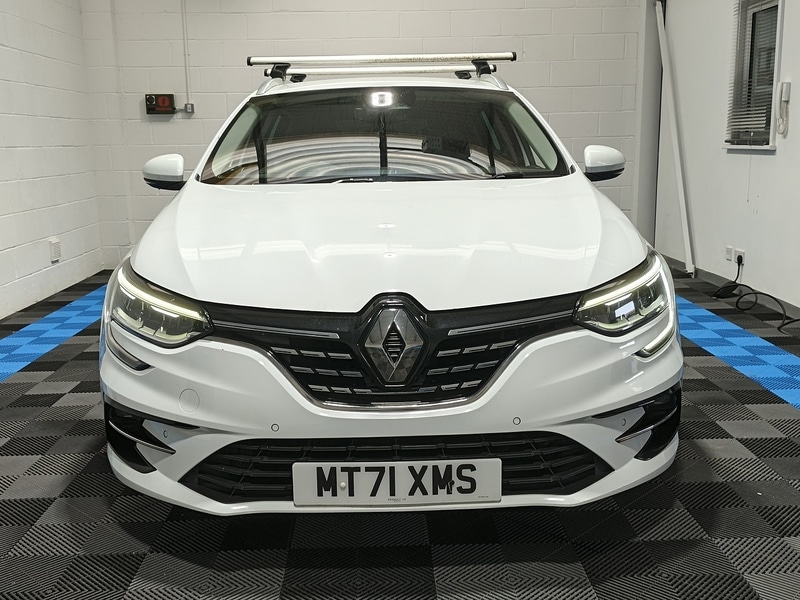 Used Renault Megane 2022 for sale - 77961611: Photo 2