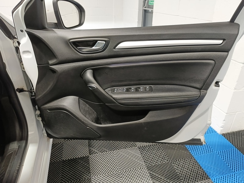 Used Renault Megane 2022 for sale - 77961611: Photo 24