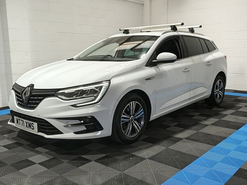 Used Renault Megane 2022 for sale - 77961611: Photo 3