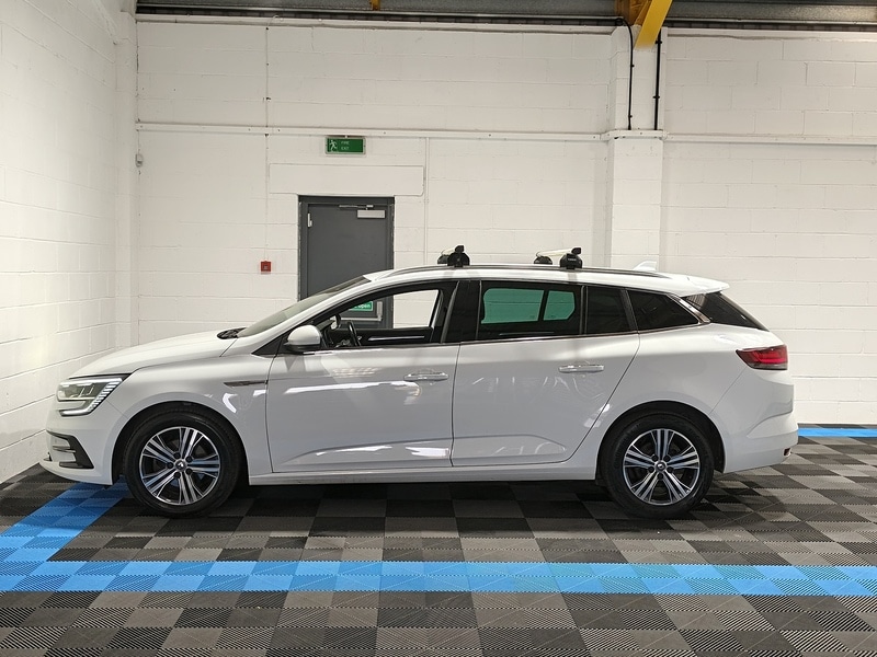 Used Renault Megane 2022 for sale - 77961611: Photo 4