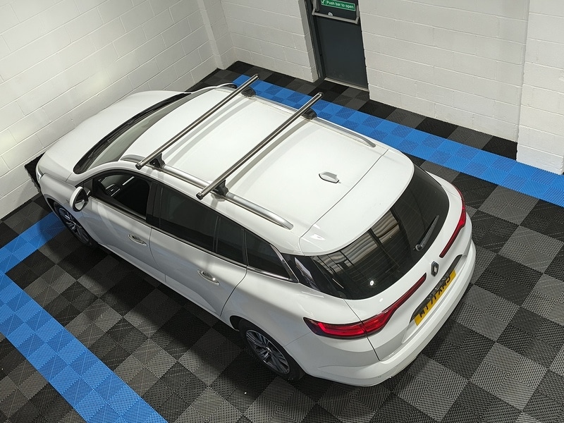 Used Renault Megane 2022 for sale - 77961611: Photo 5