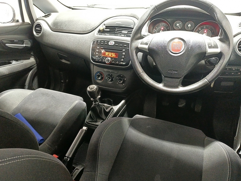 Used Fiat Punto 2013 for sale - 77693891: Photo 20