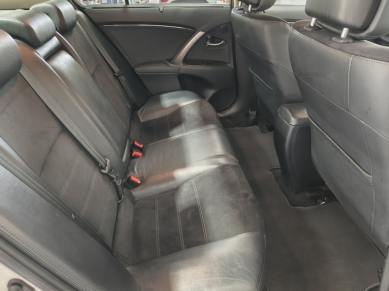 Used Toyota Avensis 2013 for sale - 78091877: Photo 21