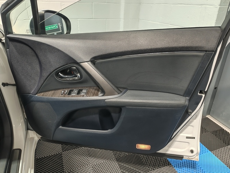 Used Toyota Avensis 2013 for sale - 78091877: Photo 26