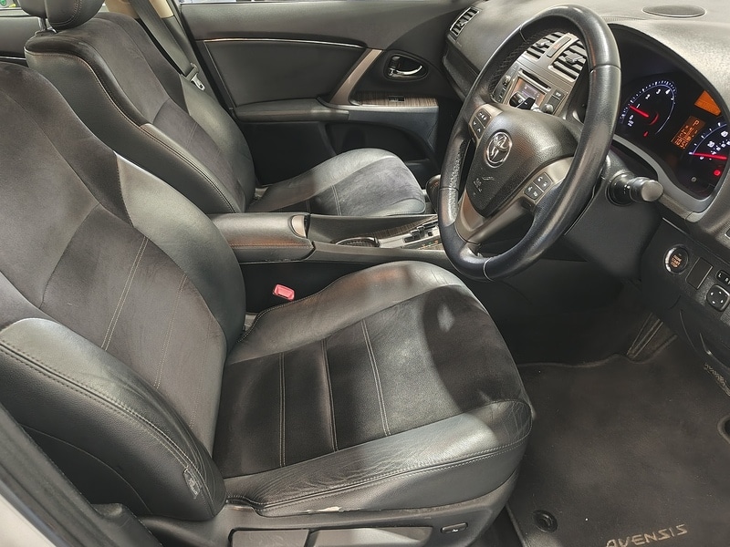 Used Toyota Avensis 2013 for sale - 78091877: Photo 28