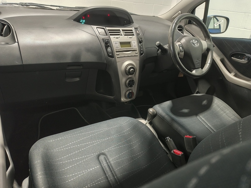 Used Toyota Yaris 2007 for sale - 76439438: Photo 17