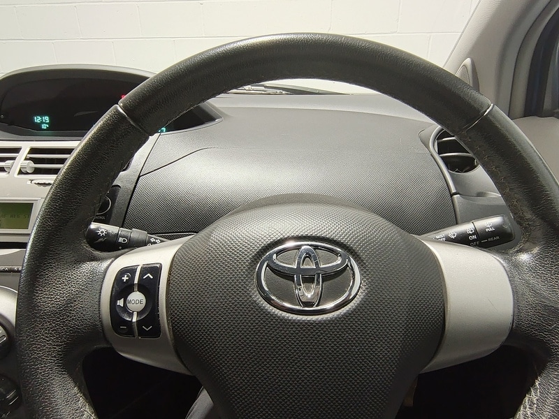 Used Toyota Yaris 2007 for sale - 76439438: Photo 23