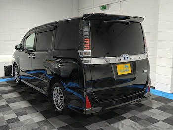 Used Toyota Noah 2020 for sale - 78713239: Photo