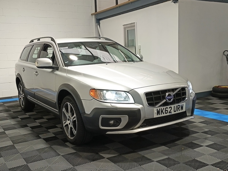 Used Volvo XC70 2012 for sale - 76376370: Photo 1
