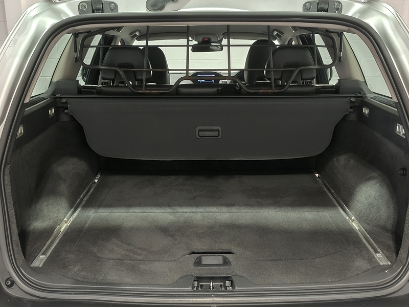 Used Volvo XC70 2012 for sale - 76376370: Photo 14