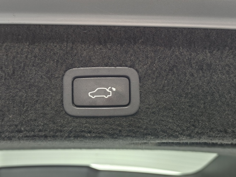 Used Volvo XC70 2012 for sale - 76376370: Photo 15