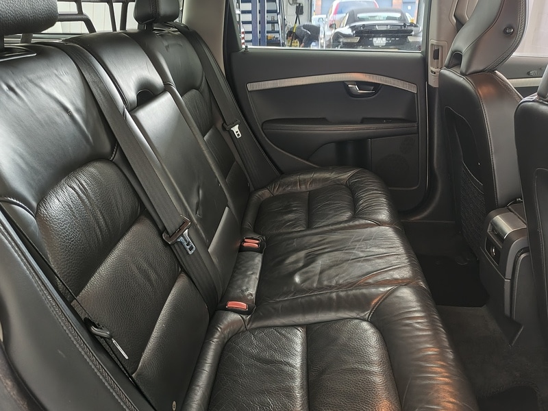 Used Volvo XC70 2012 for sale - 76376370: Photo 18