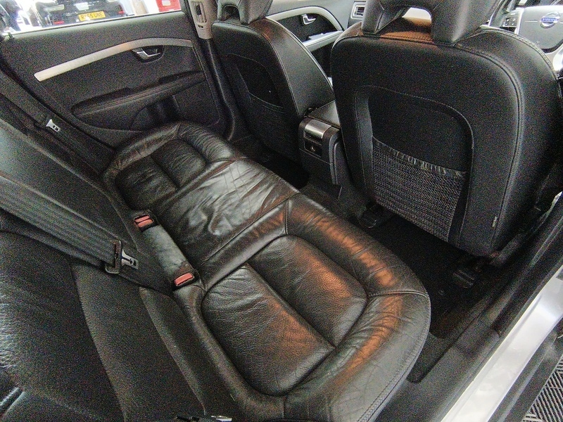 Used Volvo XC70 2012 for sale - 76376370: Photo 19