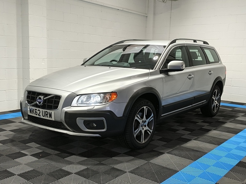 Used Volvo XC70 2012 for sale - 76376370: Photo 3