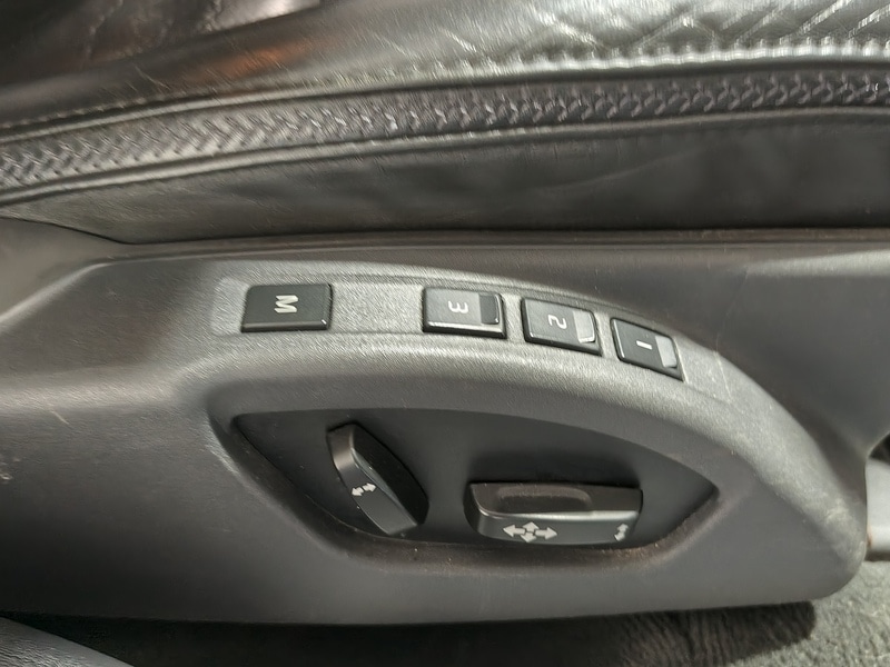 Used Volvo XC70 2012 for sale - 76376370: Photo 33