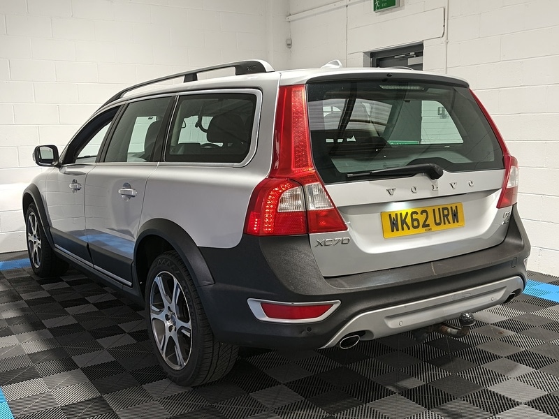 Used Volvo XC70 2012 for sale - 76376370: Photo 5