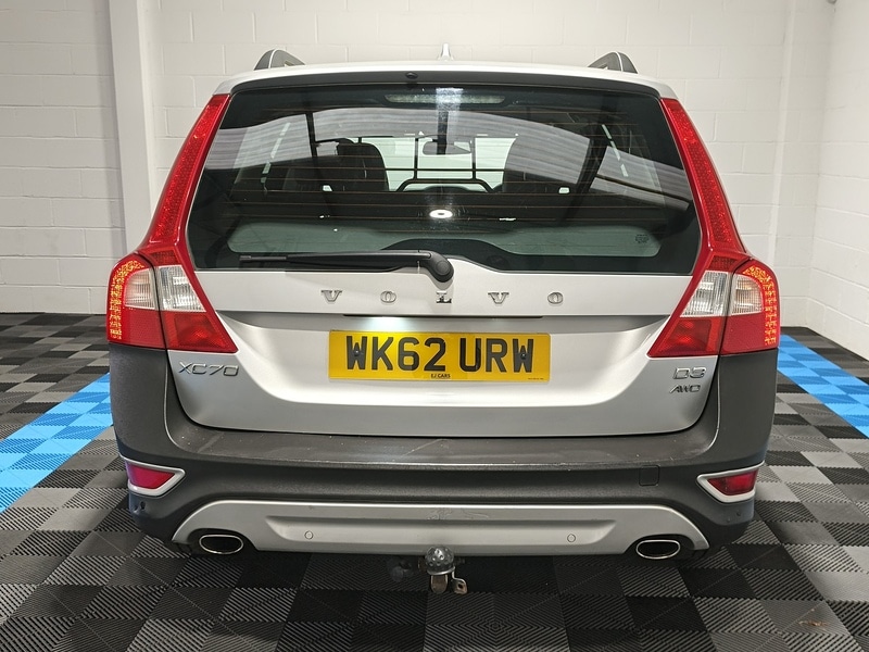 Used Volvo XC70 2012 for sale - 76376370: Photo 6