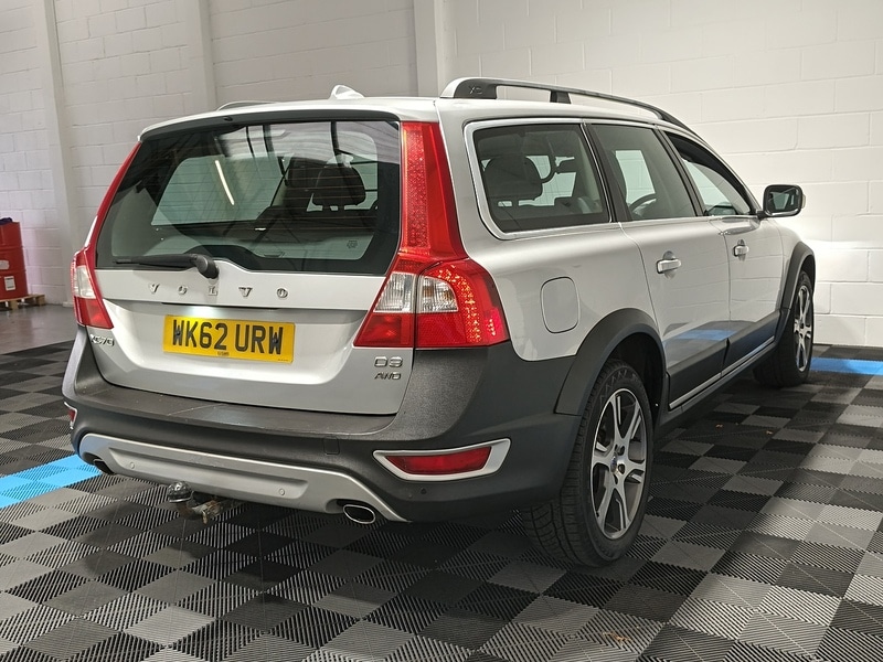 Used Volvo XC70 2012 for sale - 76376370: Photo 7