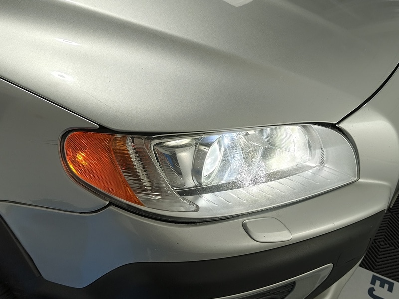 Used Volvo XC70 2012 for sale - 76376370: Photo 8
