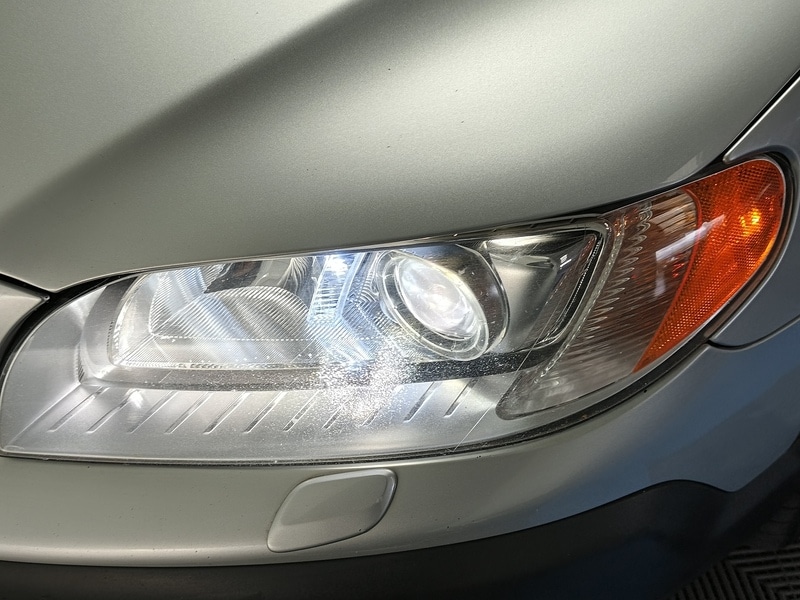 Used Volvo XC70 2012 for sale - 76376370: Photo 9