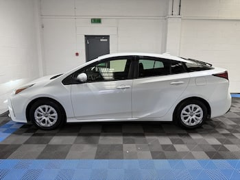 Used Toyota Prius 2021 for sale - 79478154: Photo