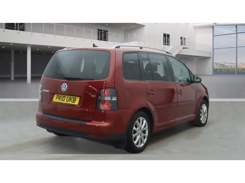 Used Volkswagen Touran 2010 for sale - 77873318: Photo 4