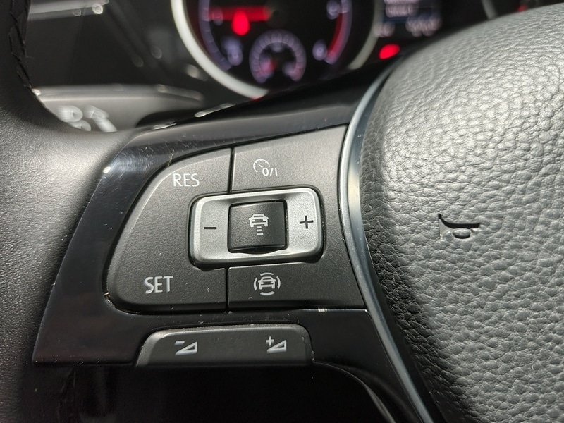 Used Volkswagen Touran 2025 for sale - 77093695: Photo 42