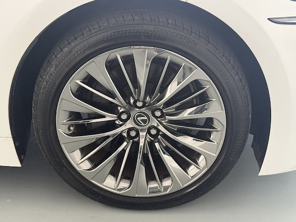 Used Lexus LS 2024 for sale - 75309323: Photo 17