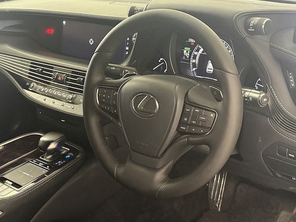Used Lexus LS 2024 for sale - 75309323: Photo 34