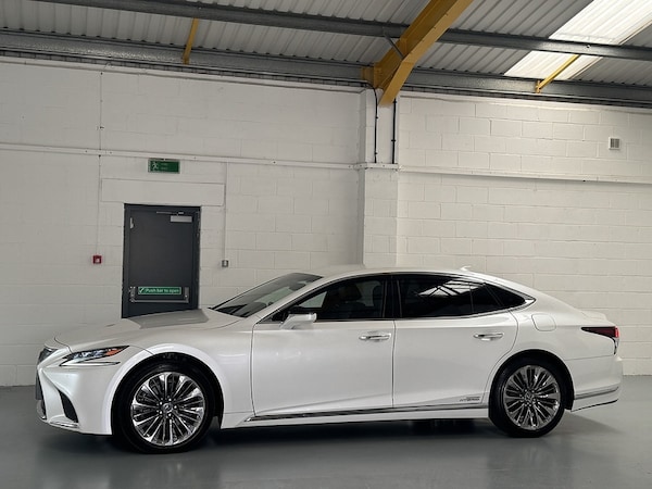 Used Lexus LS 2024 for sale - 75309323: Photo 4