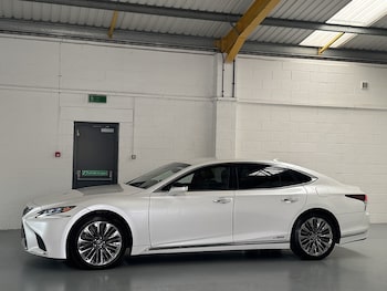 Used Lexus LS 2017 for sale - 75309323: Photo