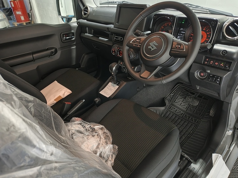 Used Suzuki Jimny for sale - 77318642: Photo 32