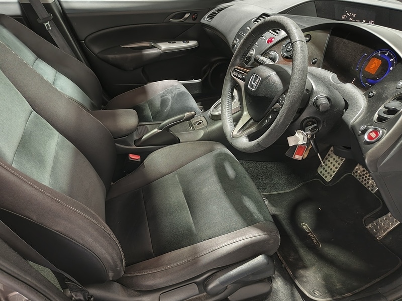 Used Honda Civic 2011 for sale - 76974010: Photo 25