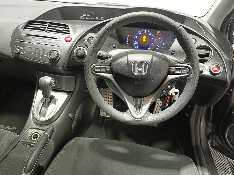 Used Honda Civic 2011 for sale - 76974010: Photo 26