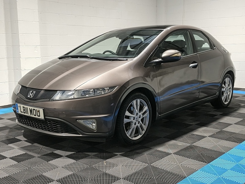 Used Honda Civic 2011 for sale - 76974010: Photo 3