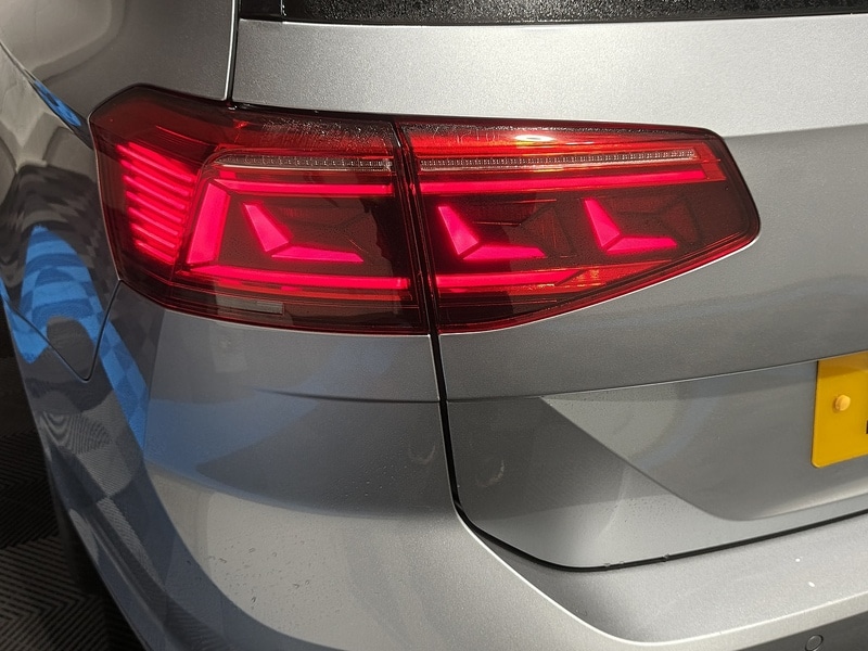 Used Volkswagen Passat 2025 for sale - 77022706: Photo 9