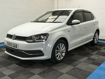 Used Volkswagen Polo 2015 for sale - 79434052: Photo
