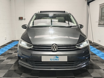 Used Volkswagen Touran 2018 for sale - 78714476: Photo