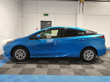 Used Toyota Prius 2019 for sale - 79753968: Photo