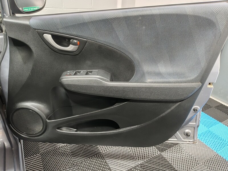 Used Honda Jazz 2009 for sale - 76863568: Photo 17